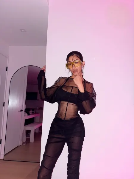 Sabrina, trans escort in Dubai — photo 8