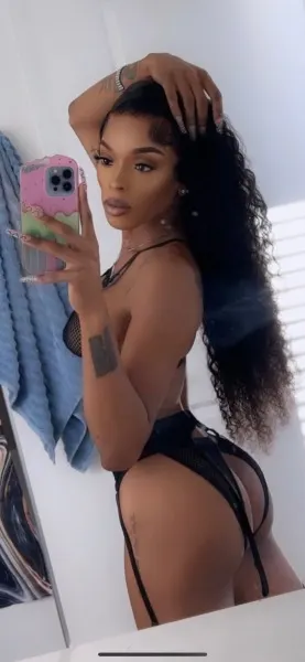 Sasha, Brazilian trans escort in Dubai — photo 5