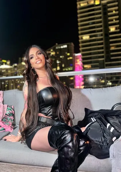 Scarlett, Brazilian trans escort in Dubai — photo 13