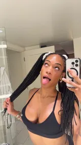 Selene, Brazilian trans escort in Dubai — photo 3
