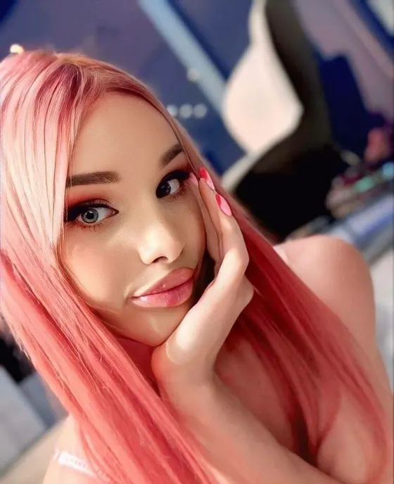 Sofia, Asian trans escort in Dubai — photo 13