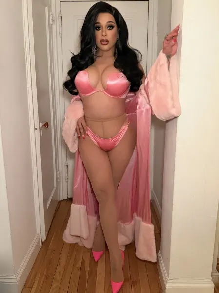 Tatiana, trans escort in Dubai — photo 8