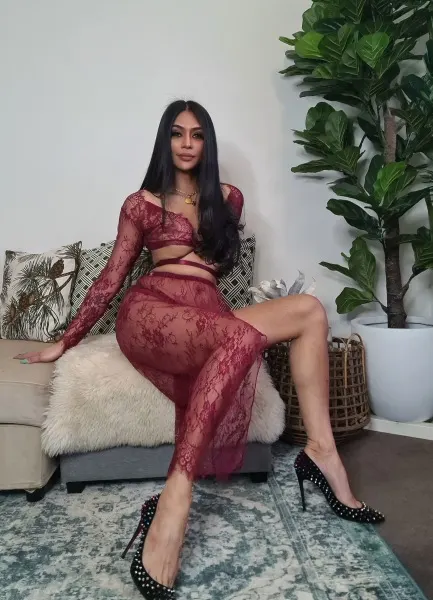 Valentina, Thai trans escort in Dubai — photo 15