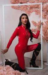 Valentina, Thai trans escort in Dubai — photo 3