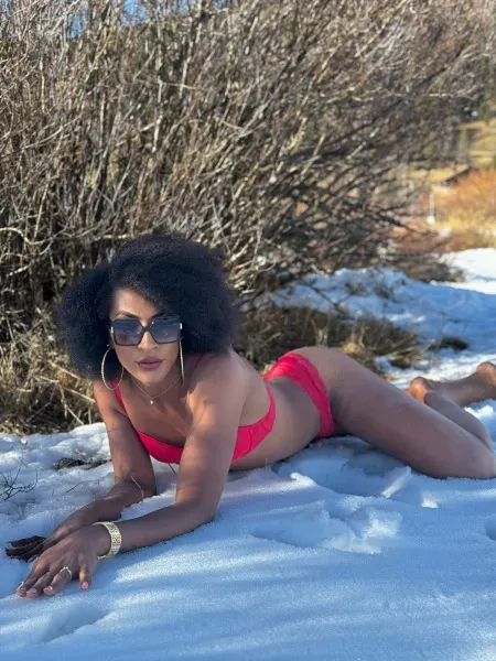 Valentina, Brazilian trans escort in Dubai โ photo 4
