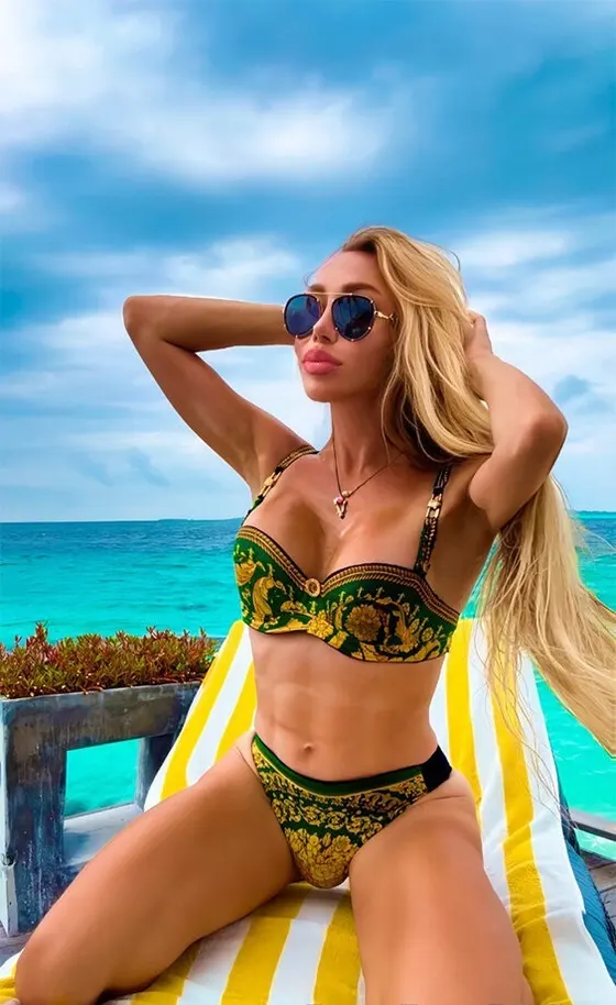 Yara, Russian trans escort in Dubai — photo 9