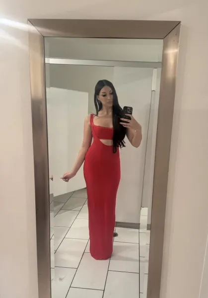 Yara, Brazilian trans escort in Dubai — photo 5