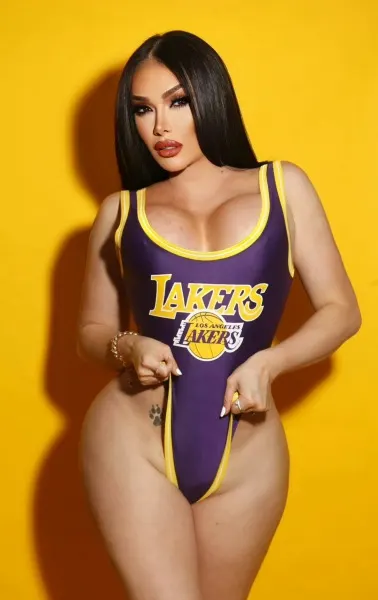 Yasmin, Brazilian trans escort in Dubai โ photo 15
