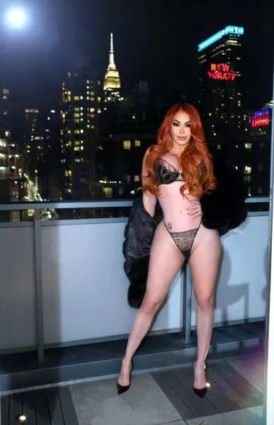 Yasmin, Brazilian trans escort in Dubai โ photo 3