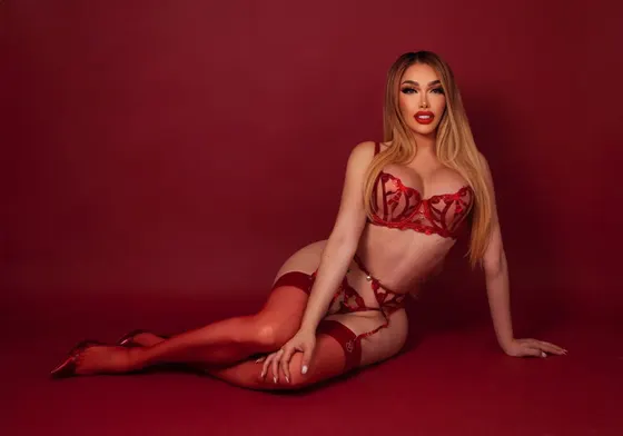 Yasmin, Brazilian trans escort in Dubai โ photo 6