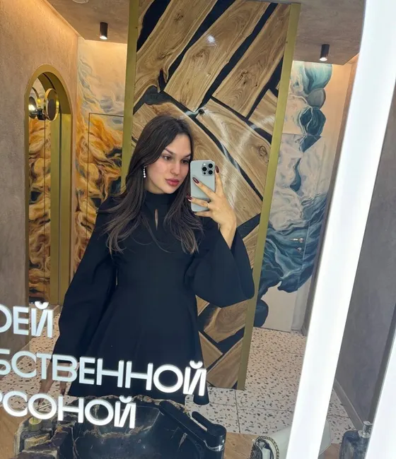 Yasmin, Japanese trans escort in Dubai — photo 9